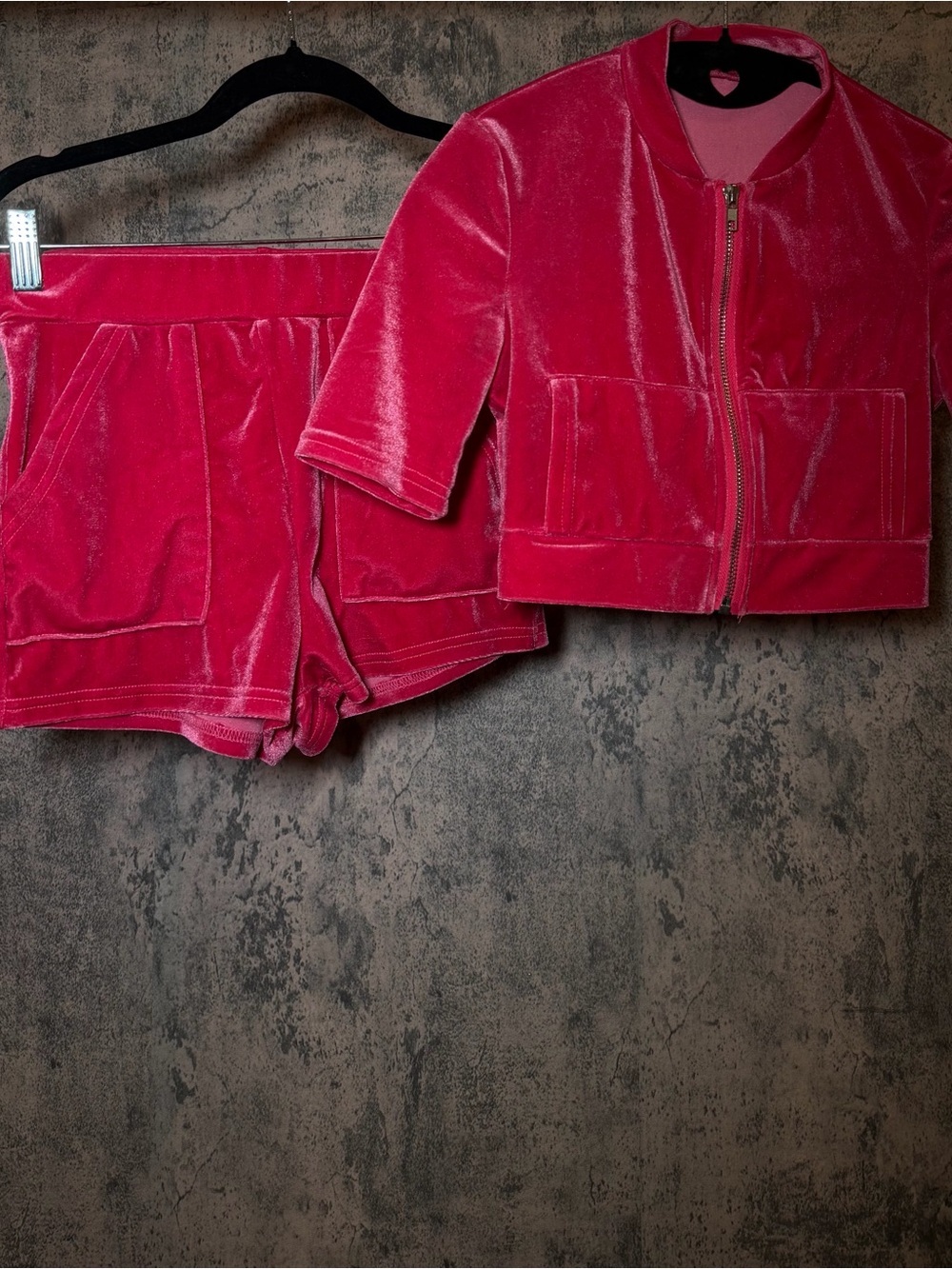 Pink Velvet Set - Picture 2 of 2